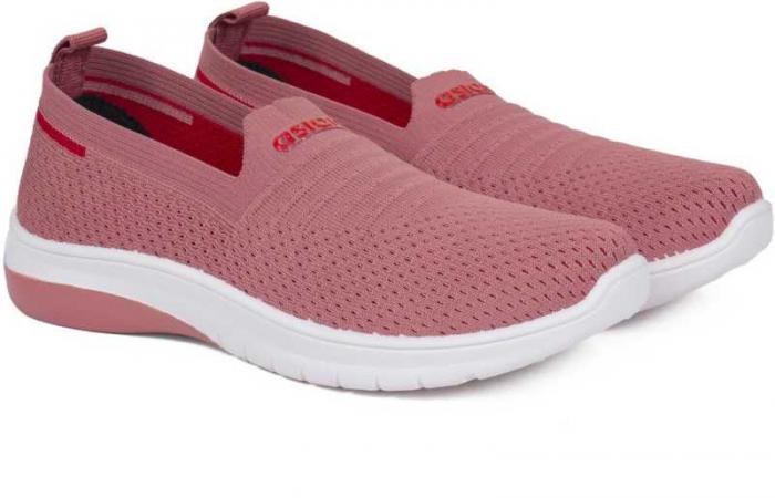 Running Shoes For Women  (Pink)
